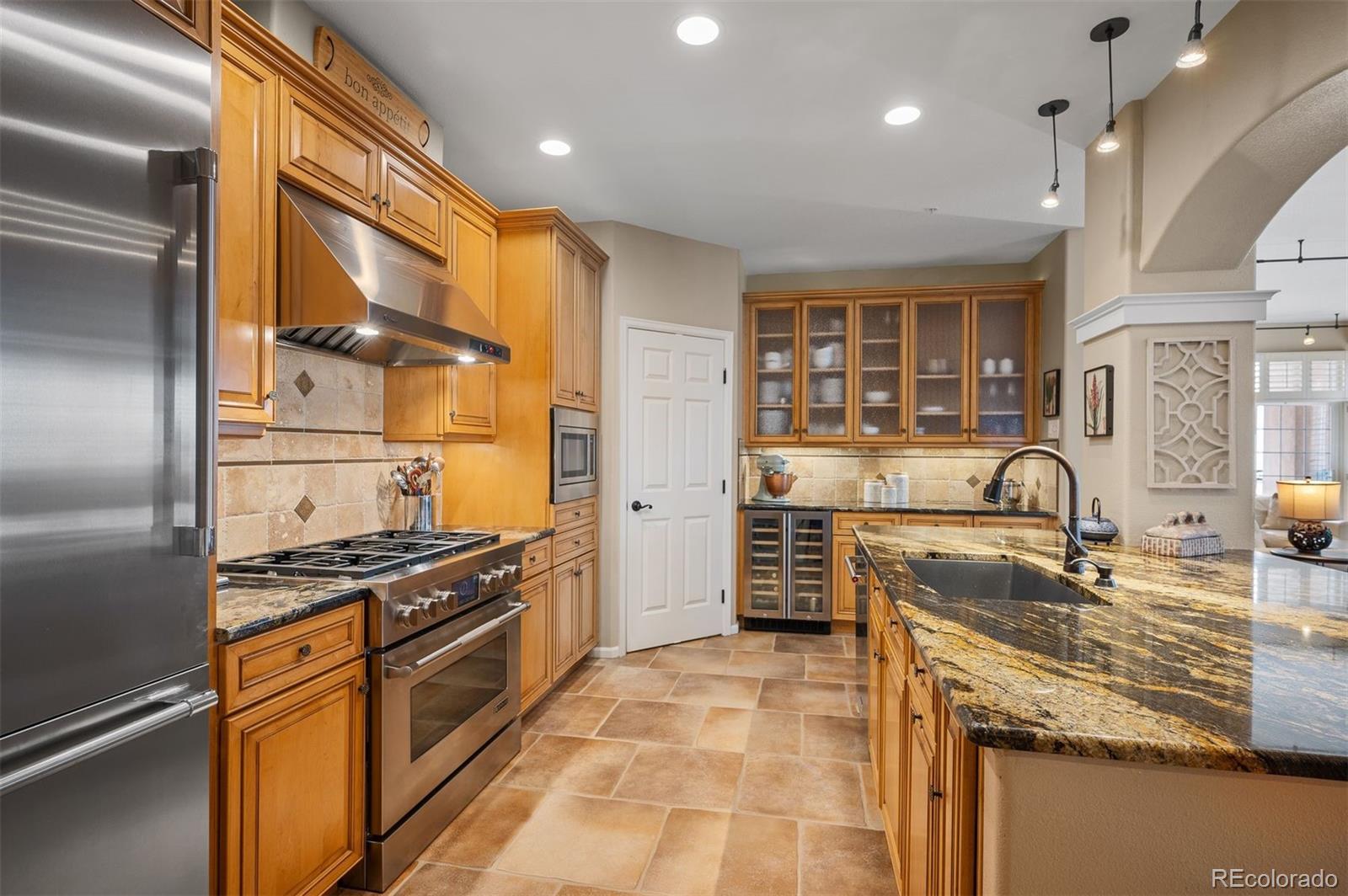 1140 Cherokee Street Unit: 401