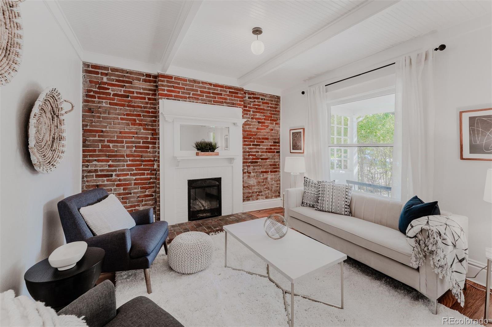 445 N Corona Street