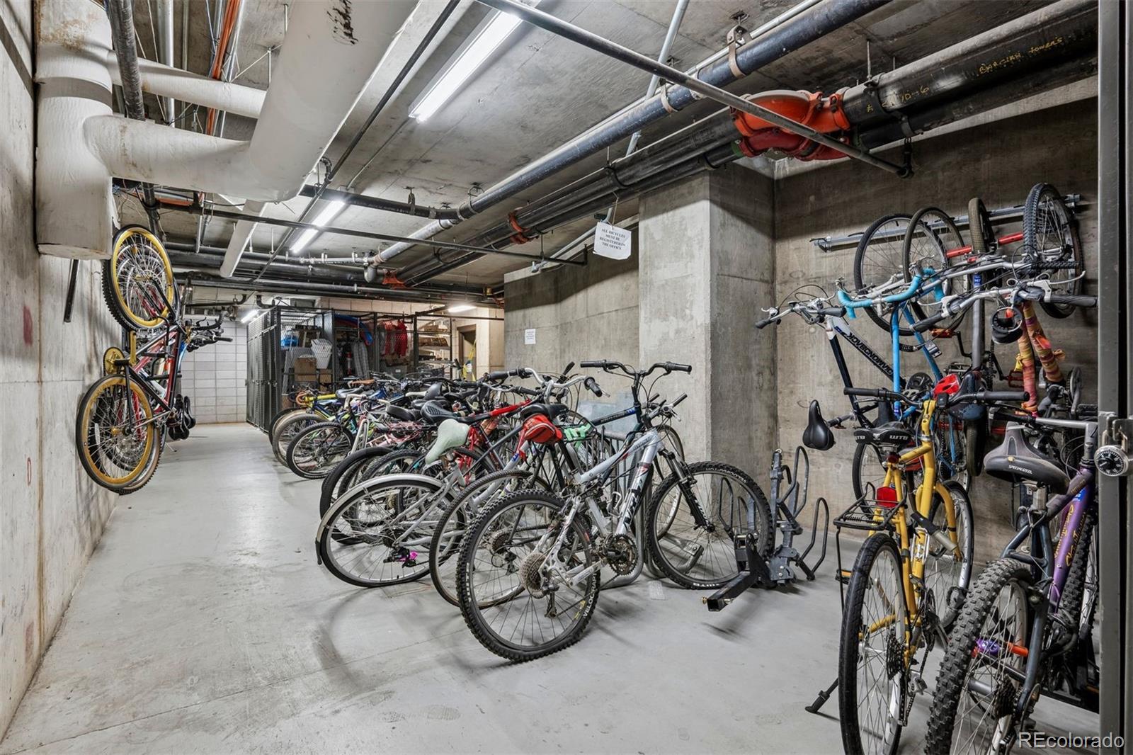 1625 Larimer Street Unit: 1208