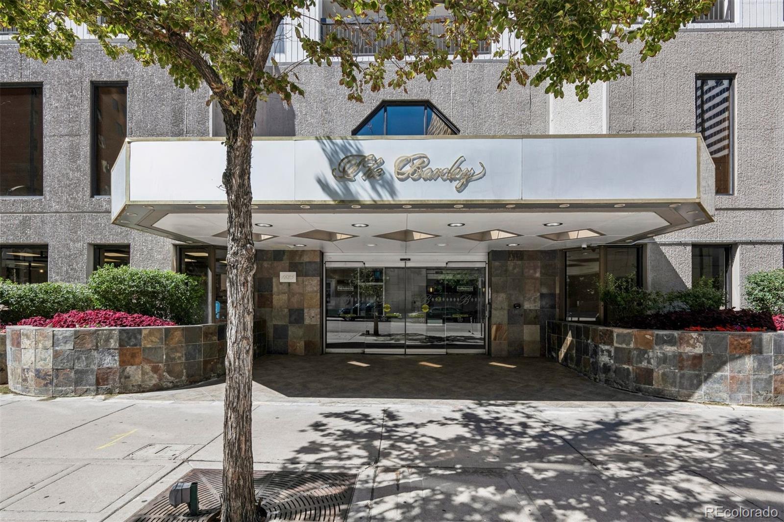 1625 Larimer Street Unit: 1208