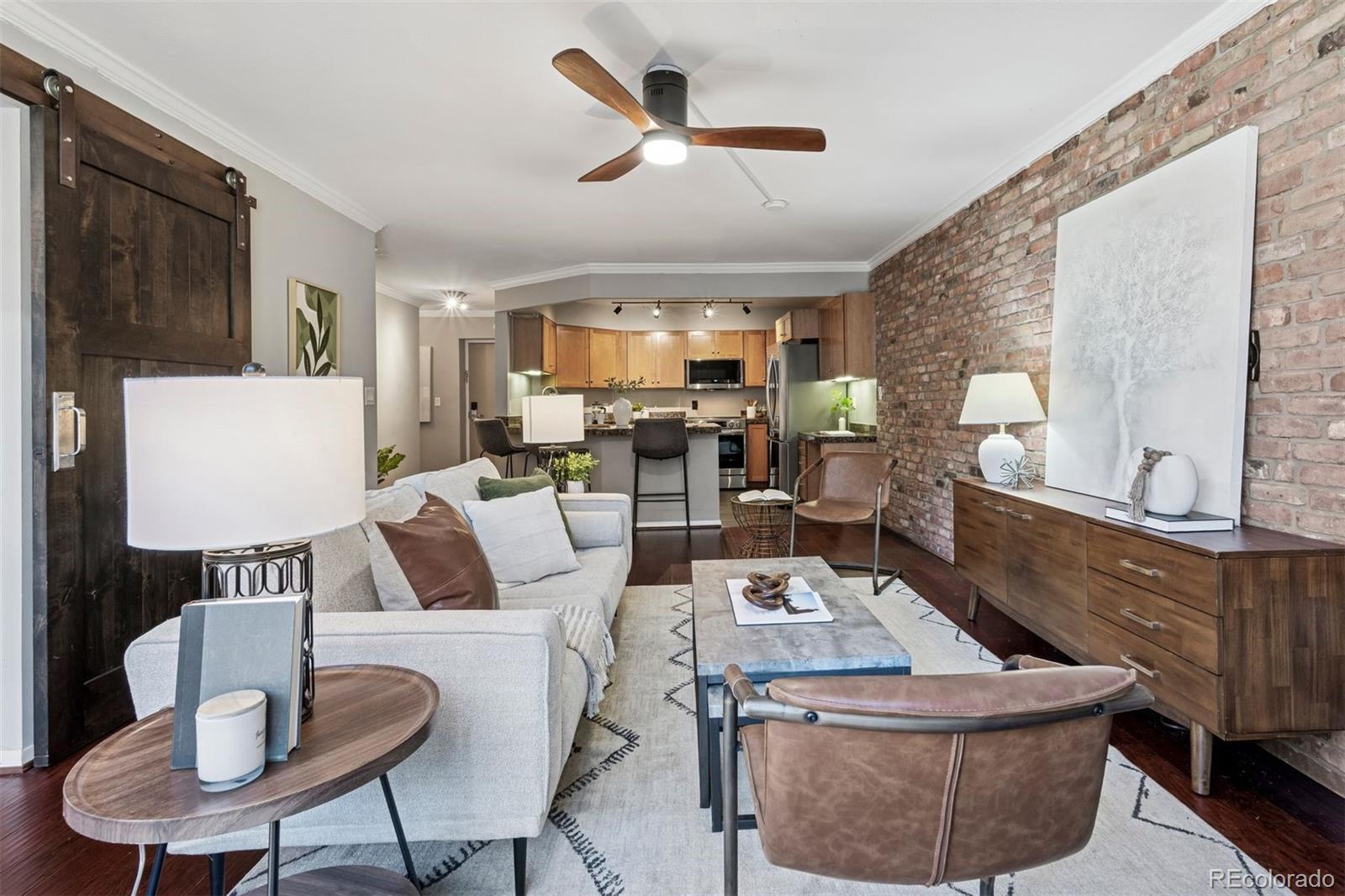 1625 Larimer Street Unit: 1208