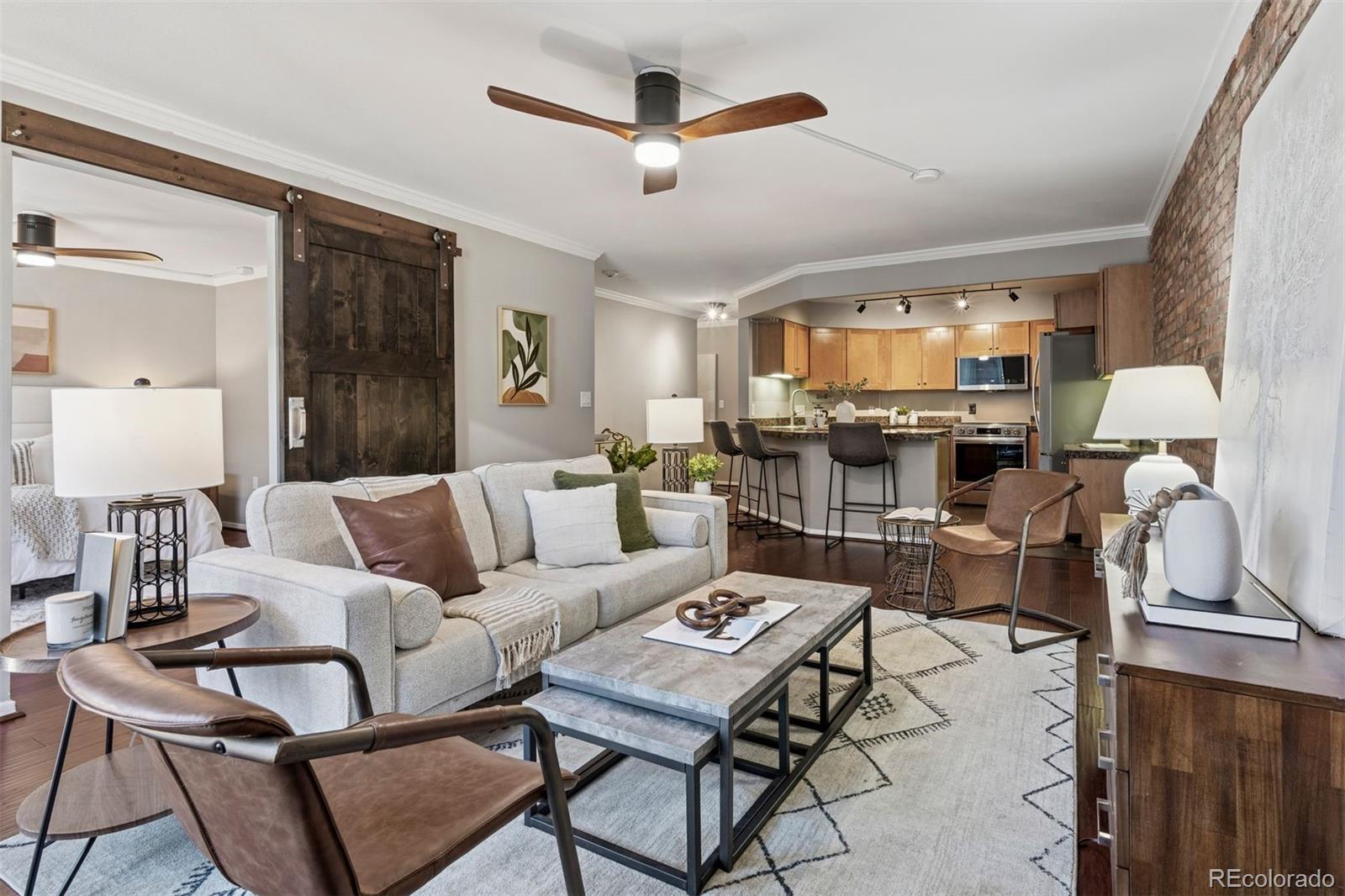 1625 Larimer Street Unit: 1208