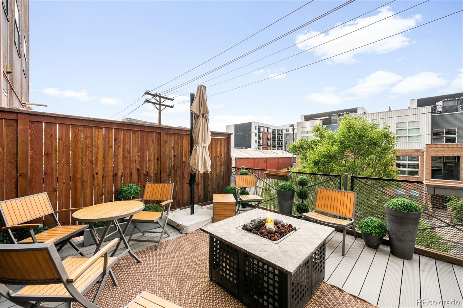 2715 Blake Street Unit: 4