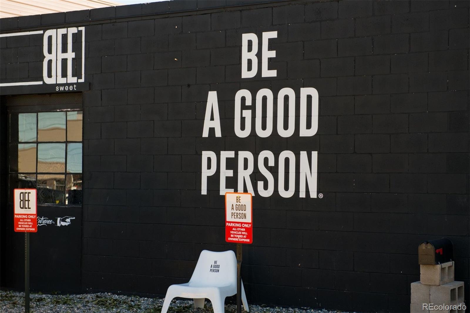 2715 Blake Street Unit: 4