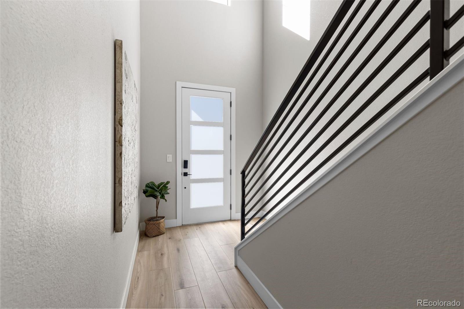 2074 S Holly Street Unit: 2