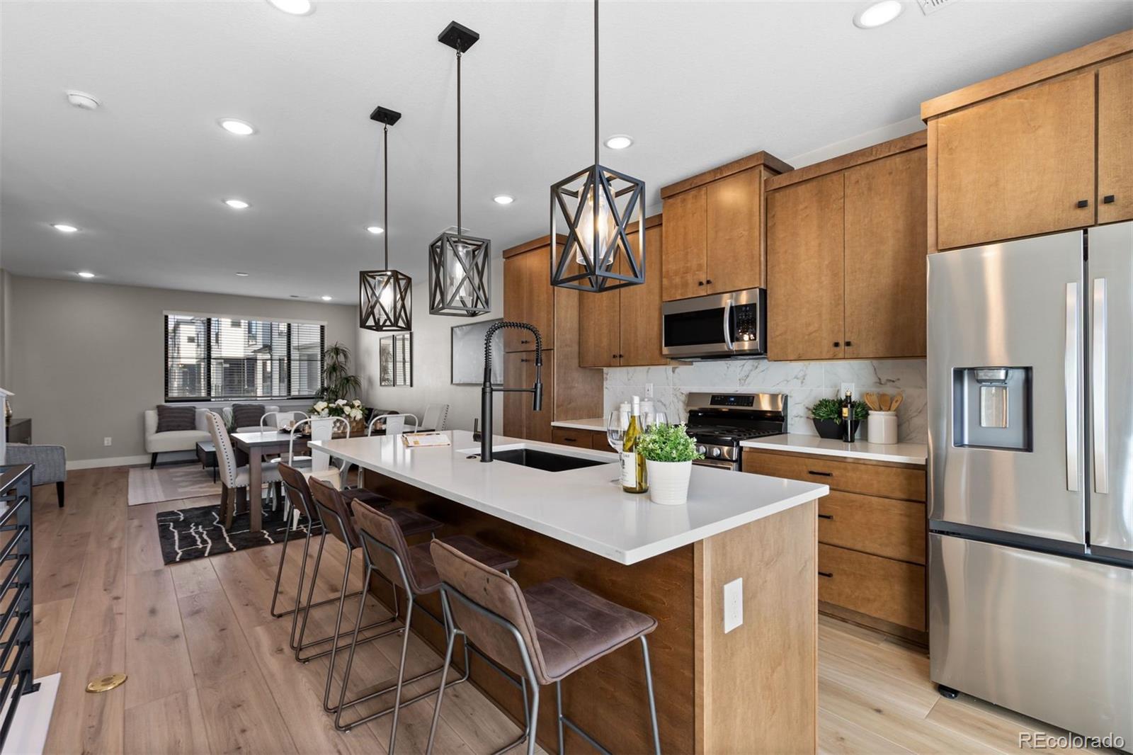 2074 S Holly Street Unit: 2