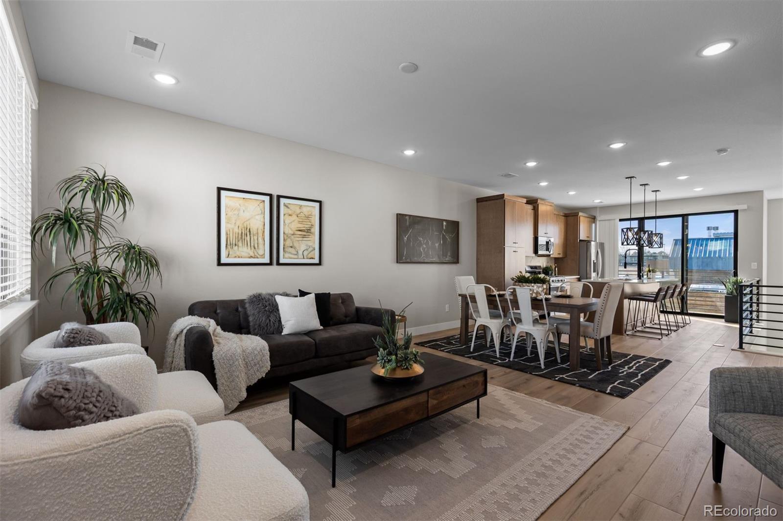 2074 S Holly Street Unit: 2