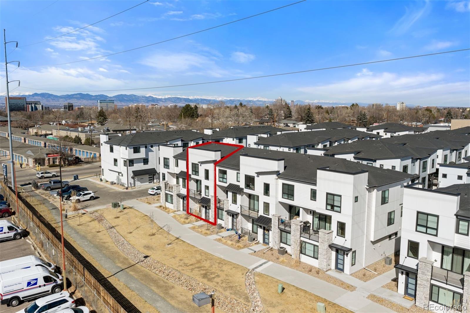 2074 S Holly Street Unit: 2