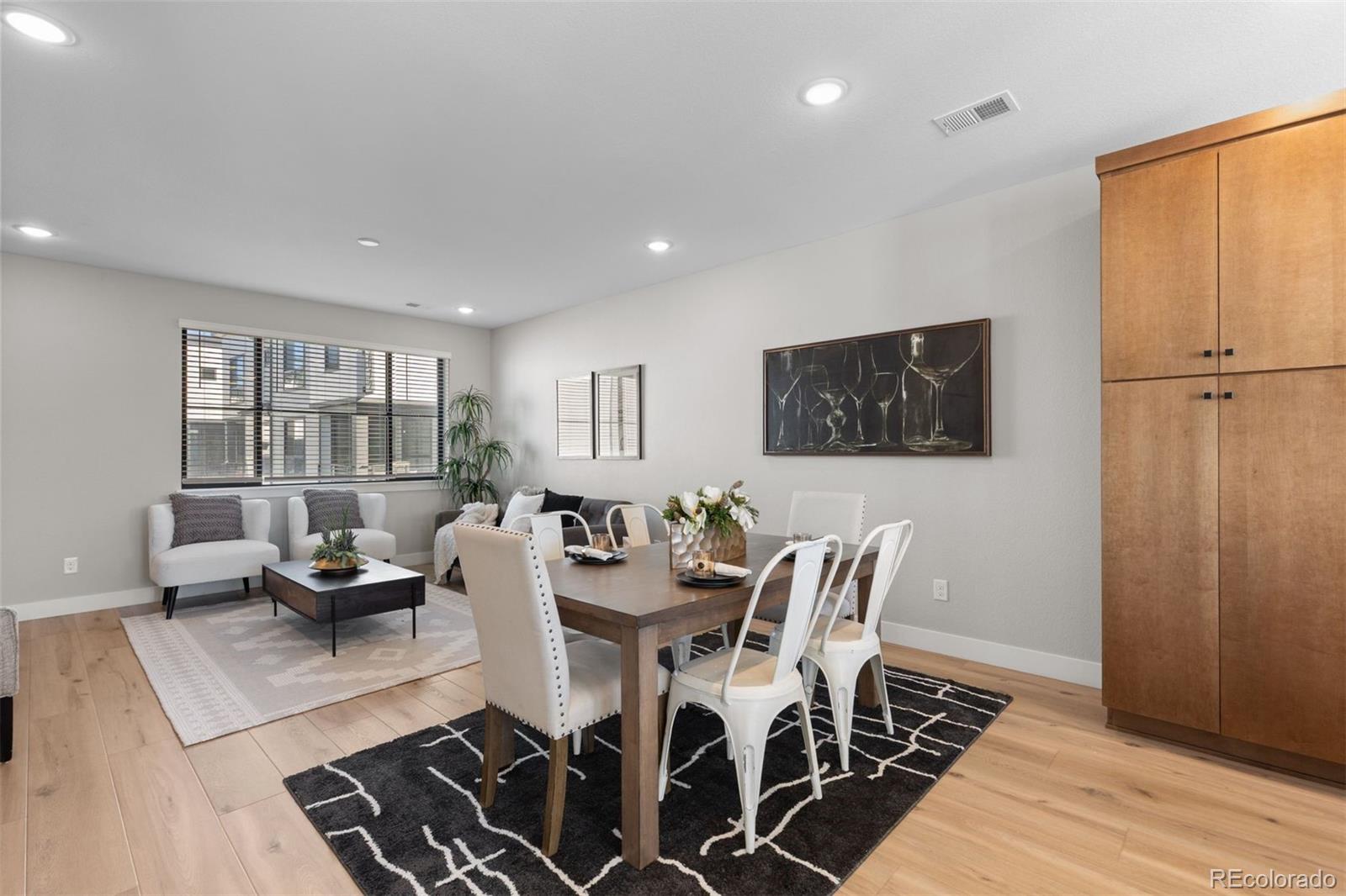 2074 S Holly Street Unit: 2