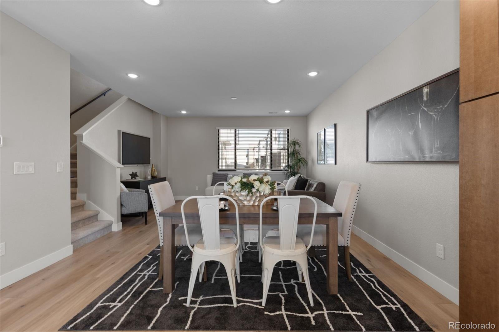 2074 S Holly Street Unit: 2