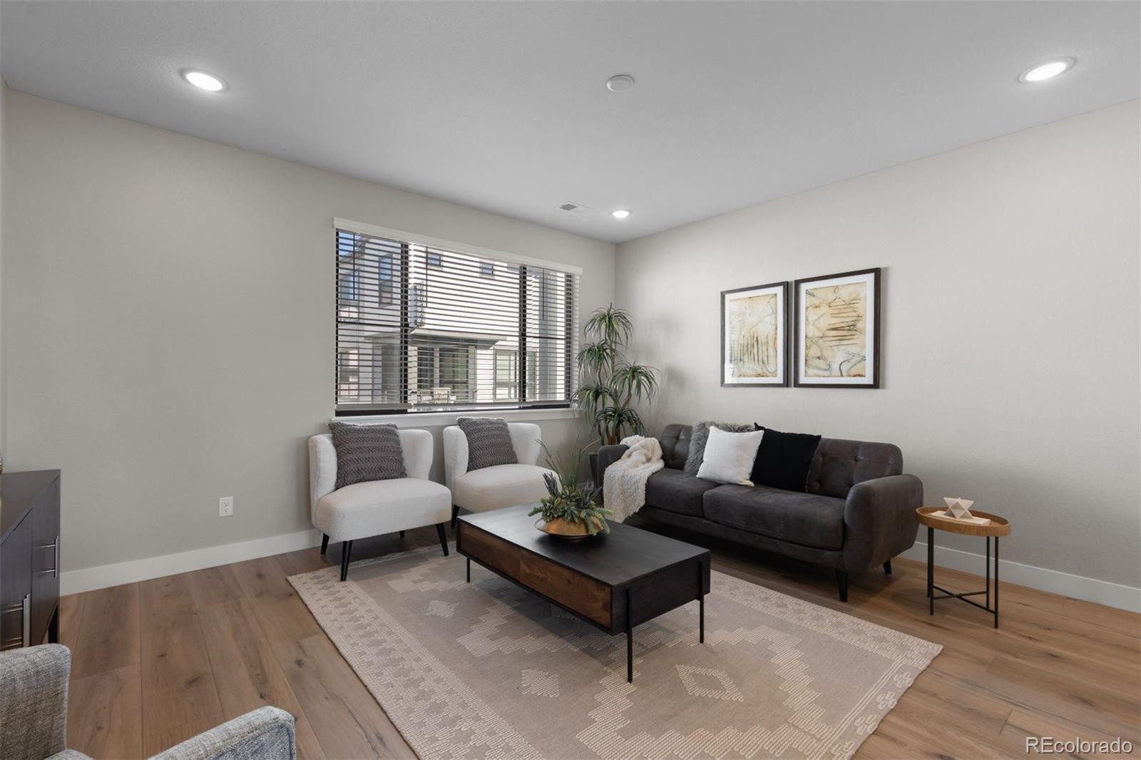 2074 S Holly Street Unit: 2