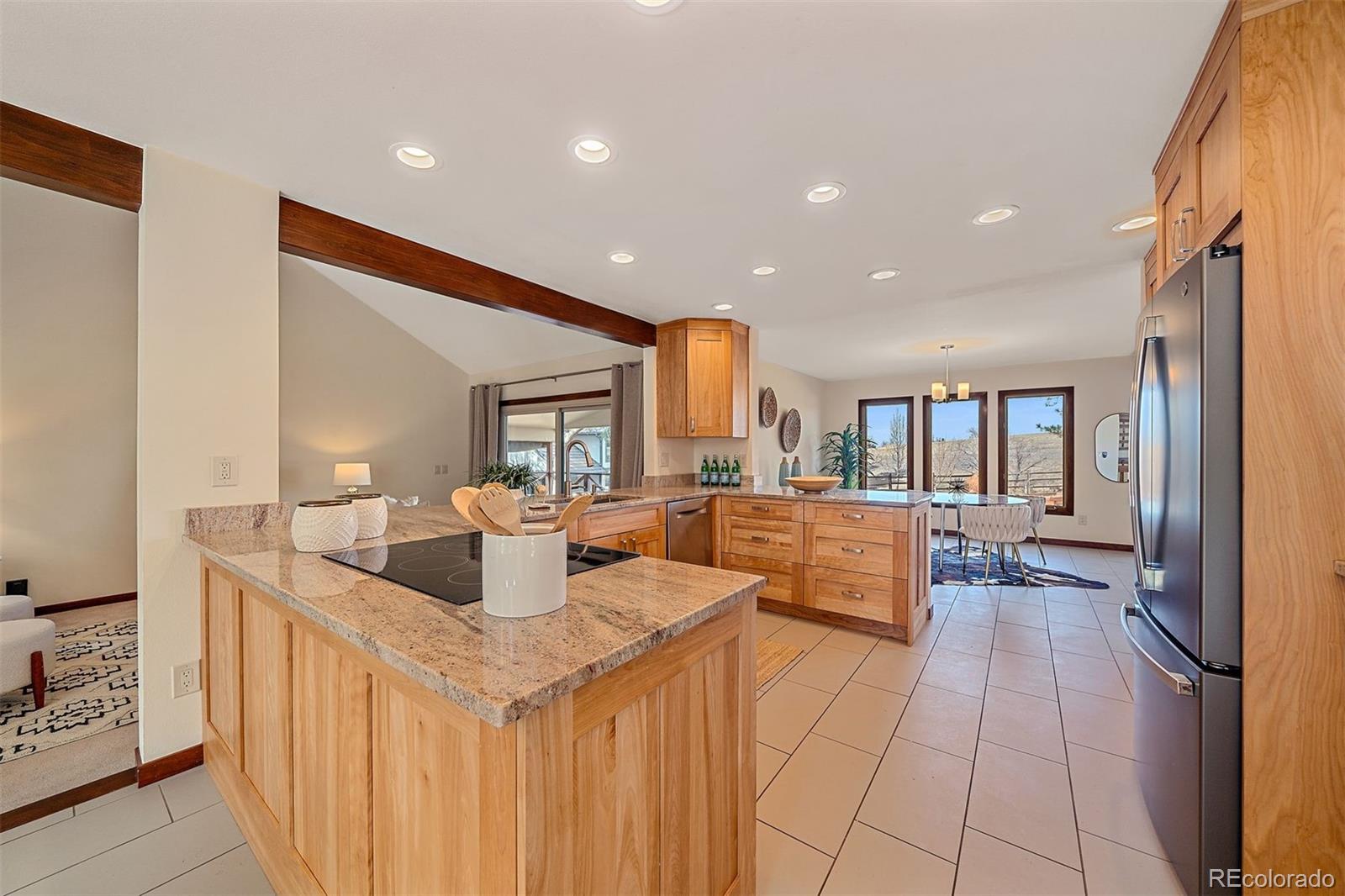 6516 S Garfield Court