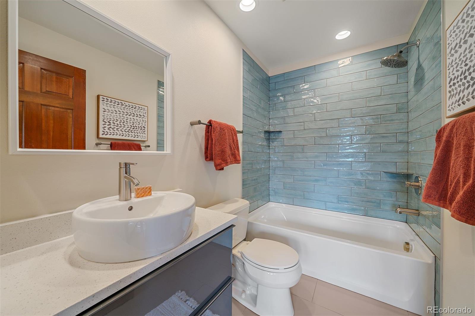 6516 S Garfield Court