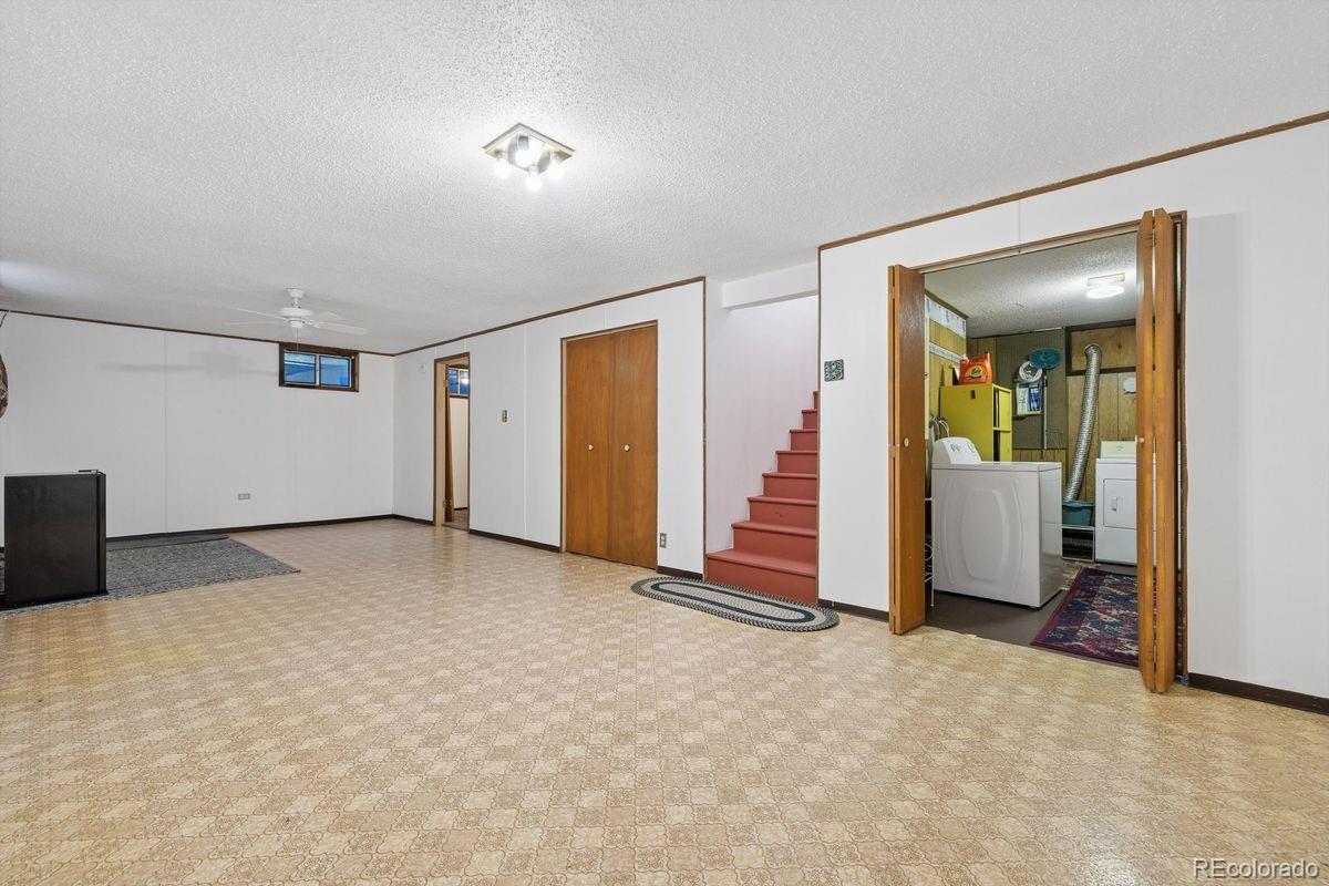 6659 W Louisiana Place