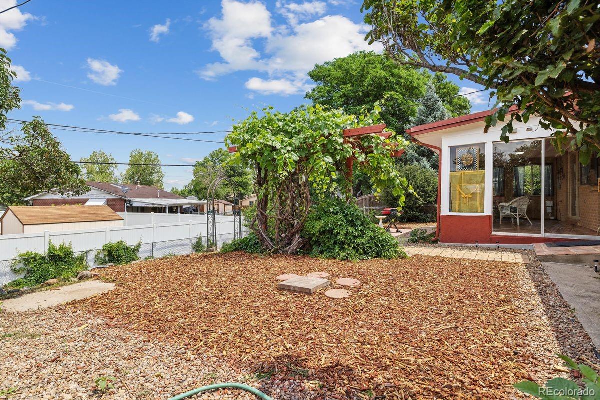 6659 W Louisiana Place