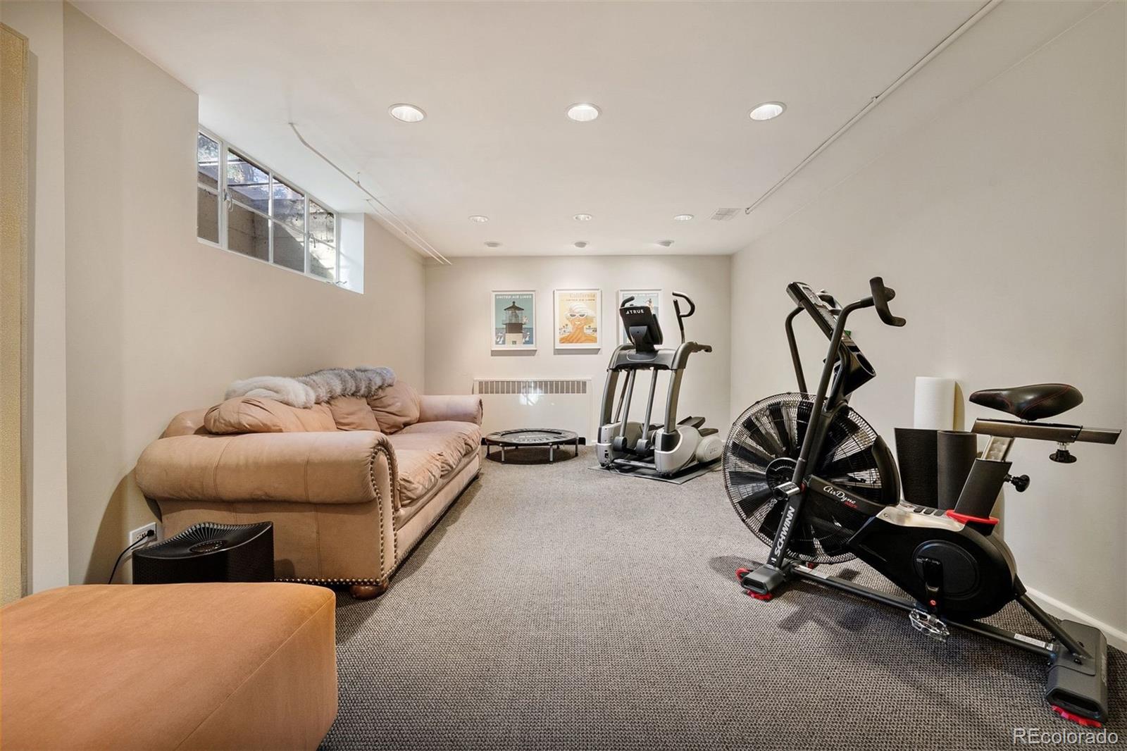 230 Monaco St Parkway