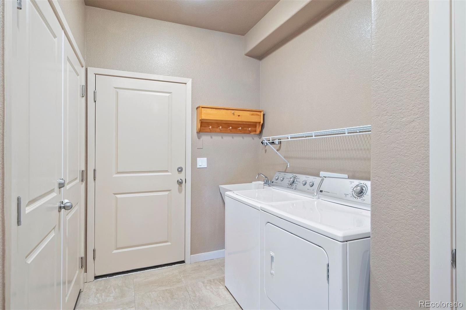 3611 S Perth Circle Unit: 101