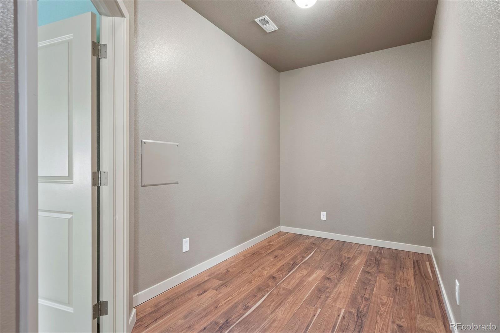 3611 S Perth Circle Unit: 101
