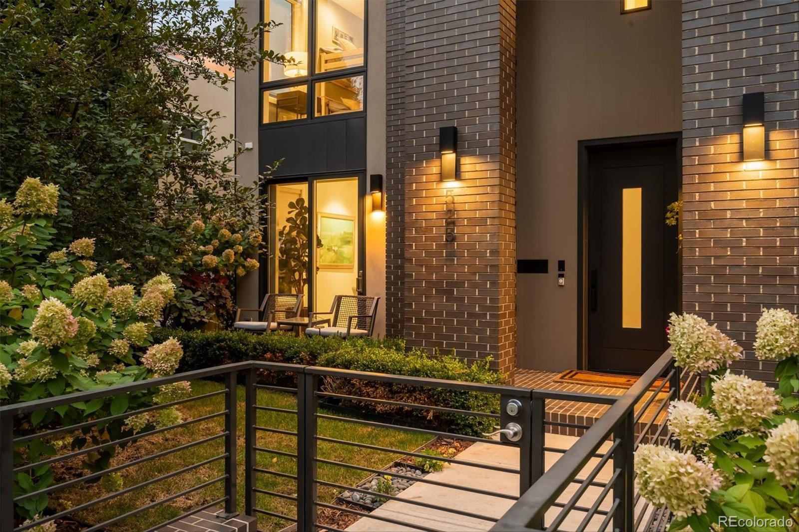 525 Columbine Street