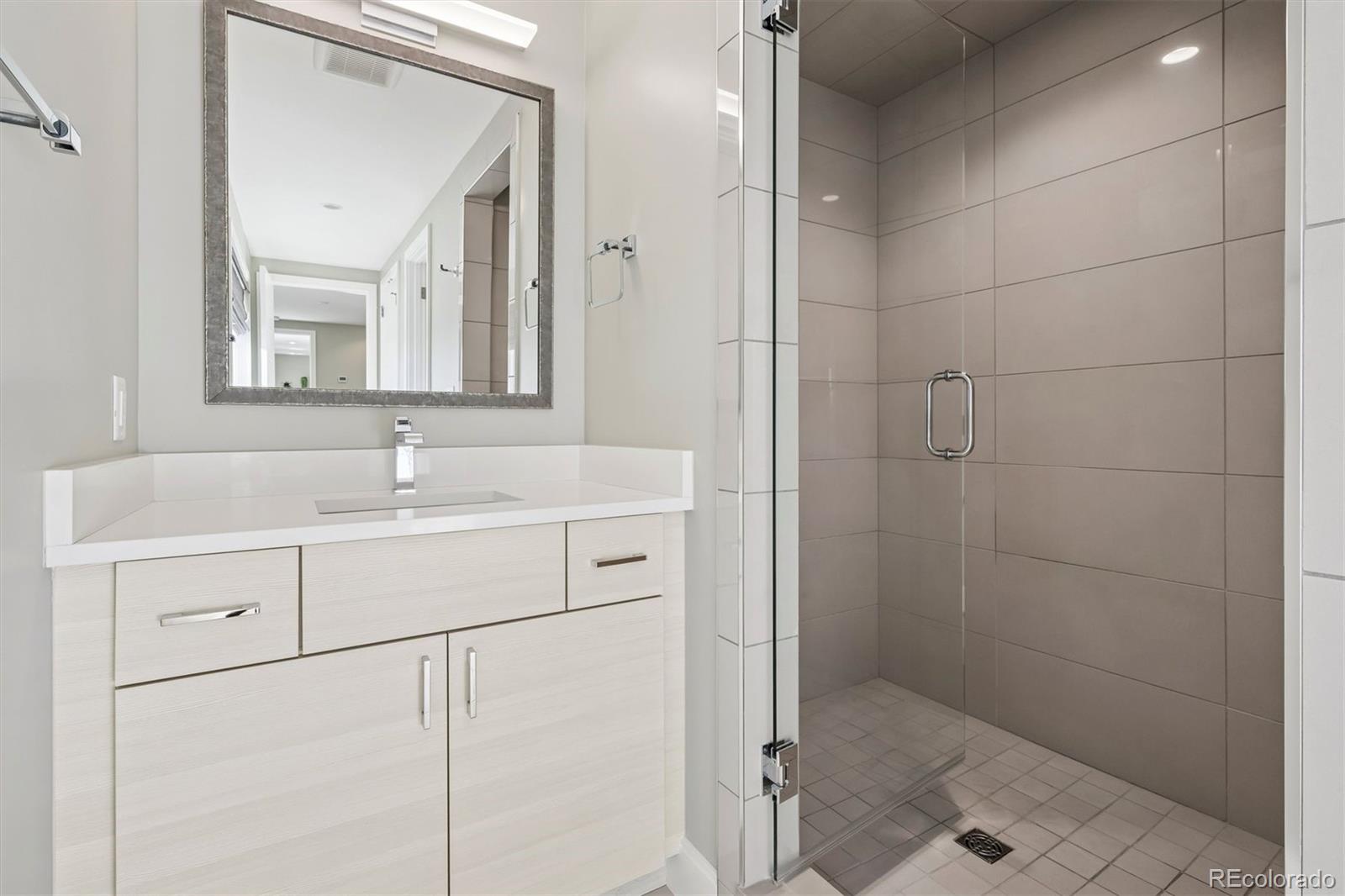 525 Columbine Street