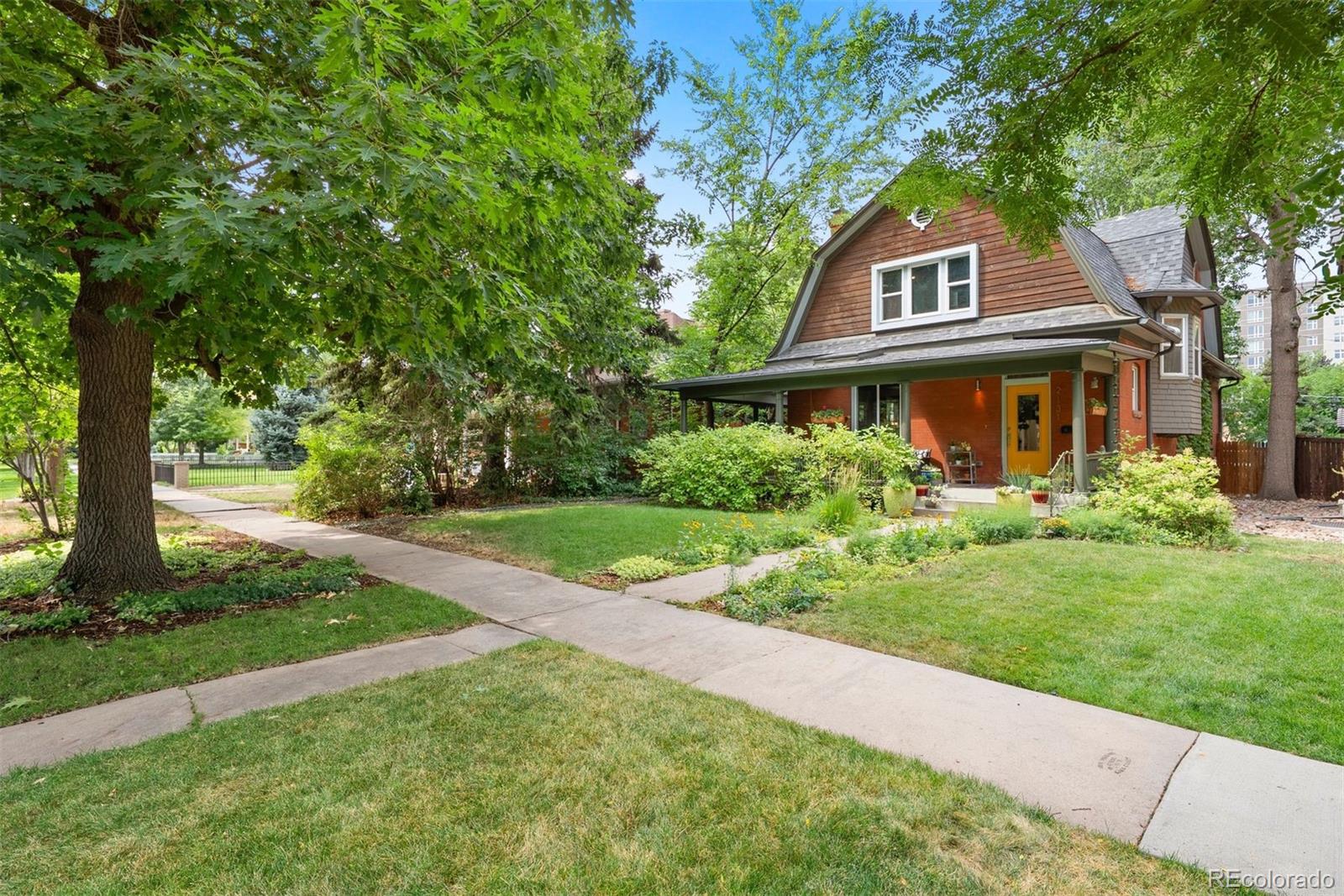 2131 S Columbine Street