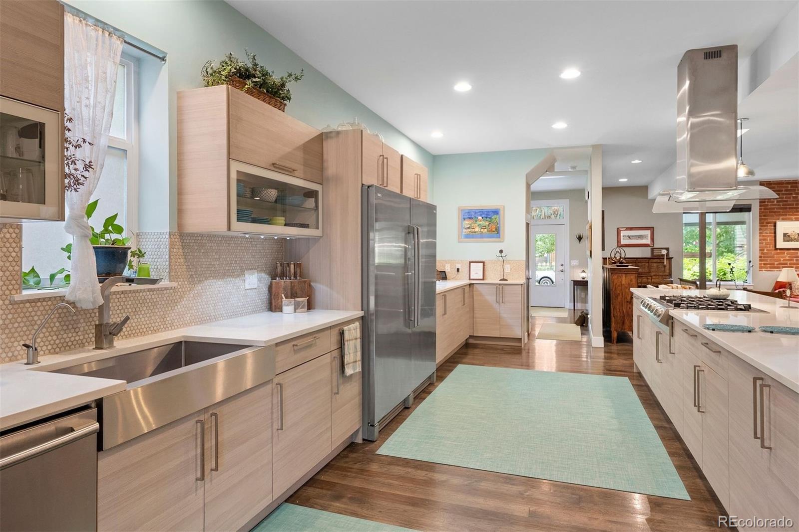 2131 S Columbine Street