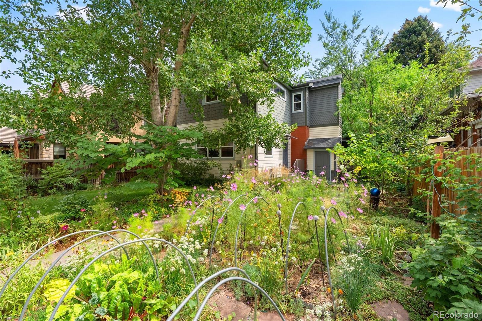 2131 S Columbine Street