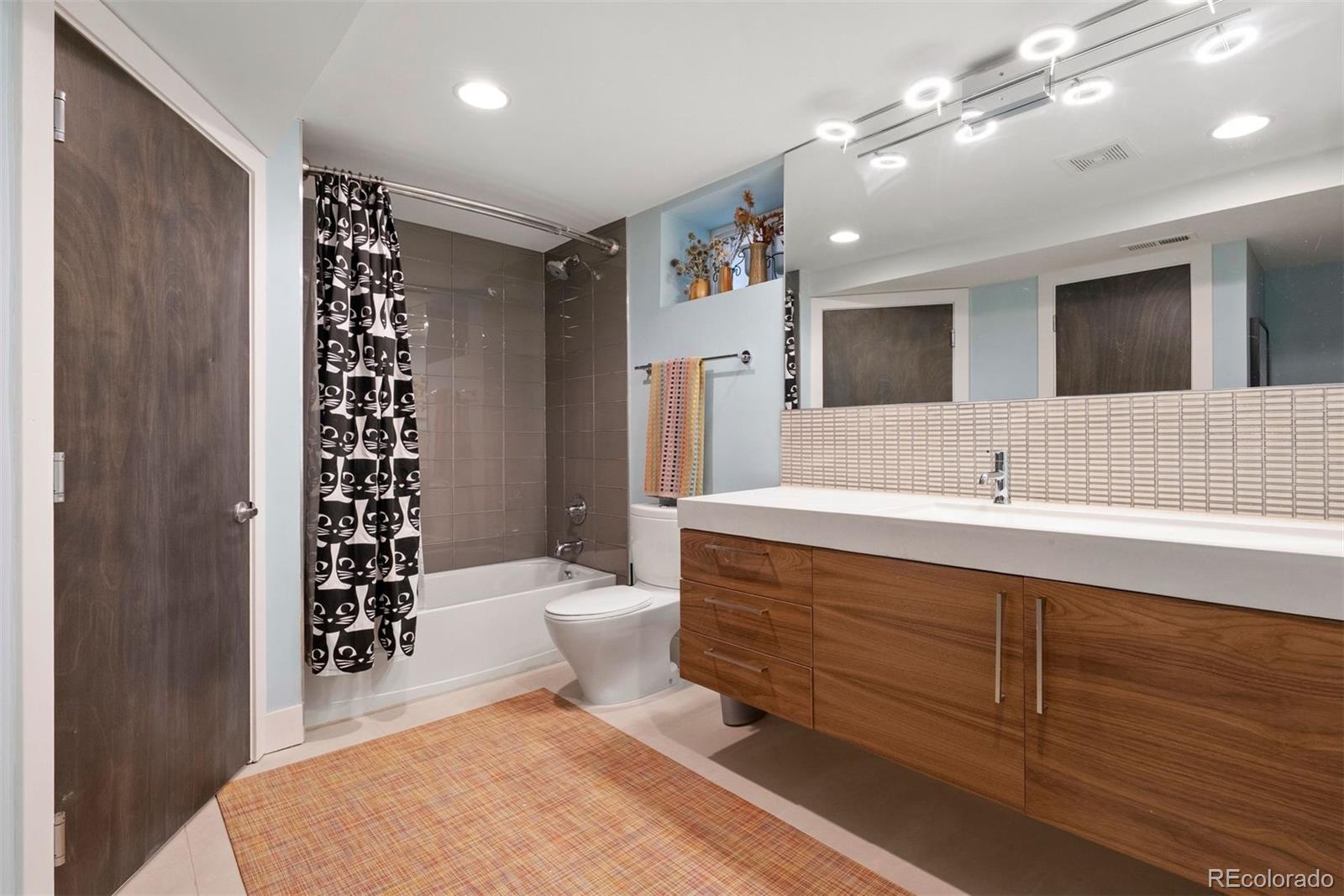 2131 S Columbine Street