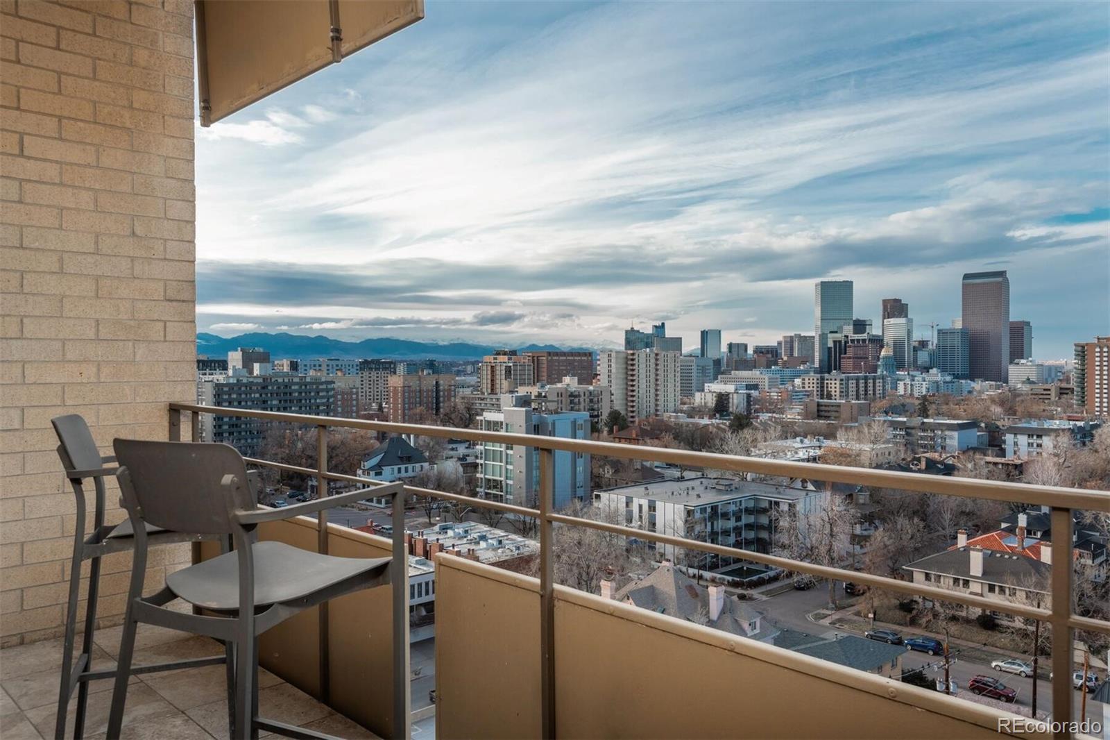 800 N Pearl Street Unit: 1211
