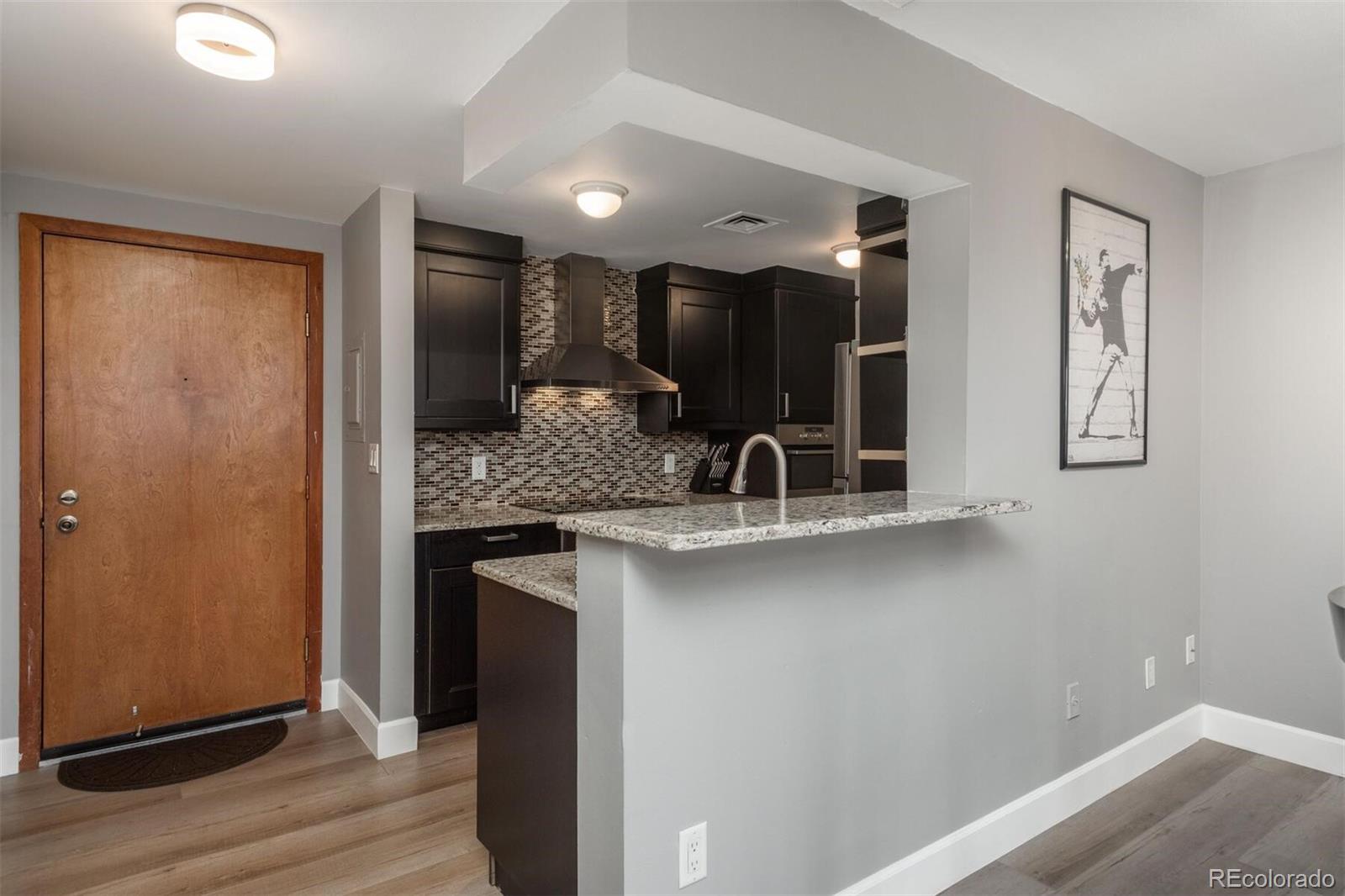 800 N Pearl Street Unit: 1211