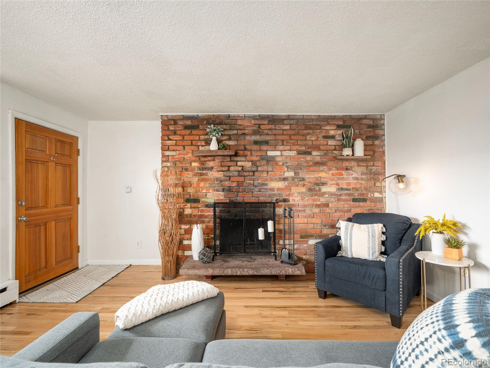 155 S Pennsylvania Street Unit: 310
