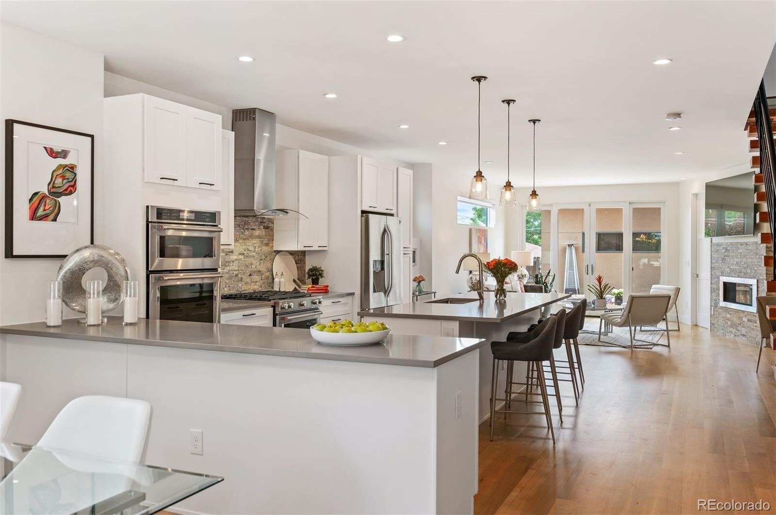 2114 Lowell Boulevard