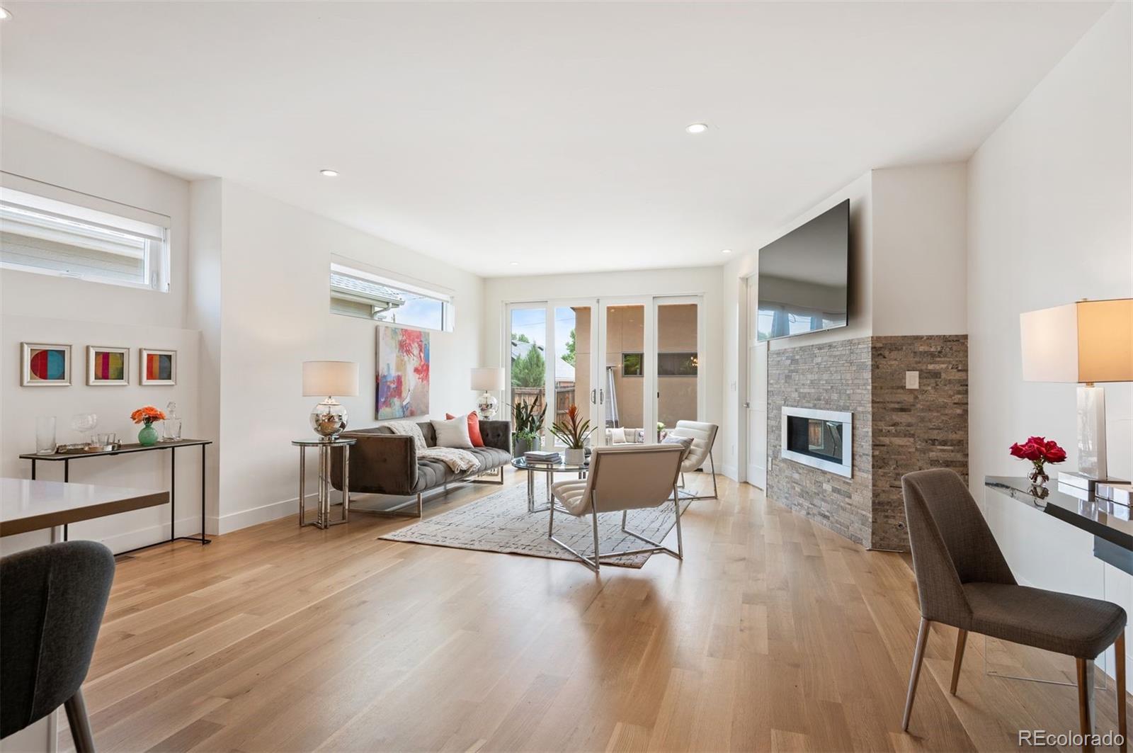 2114 Lowell Boulevard