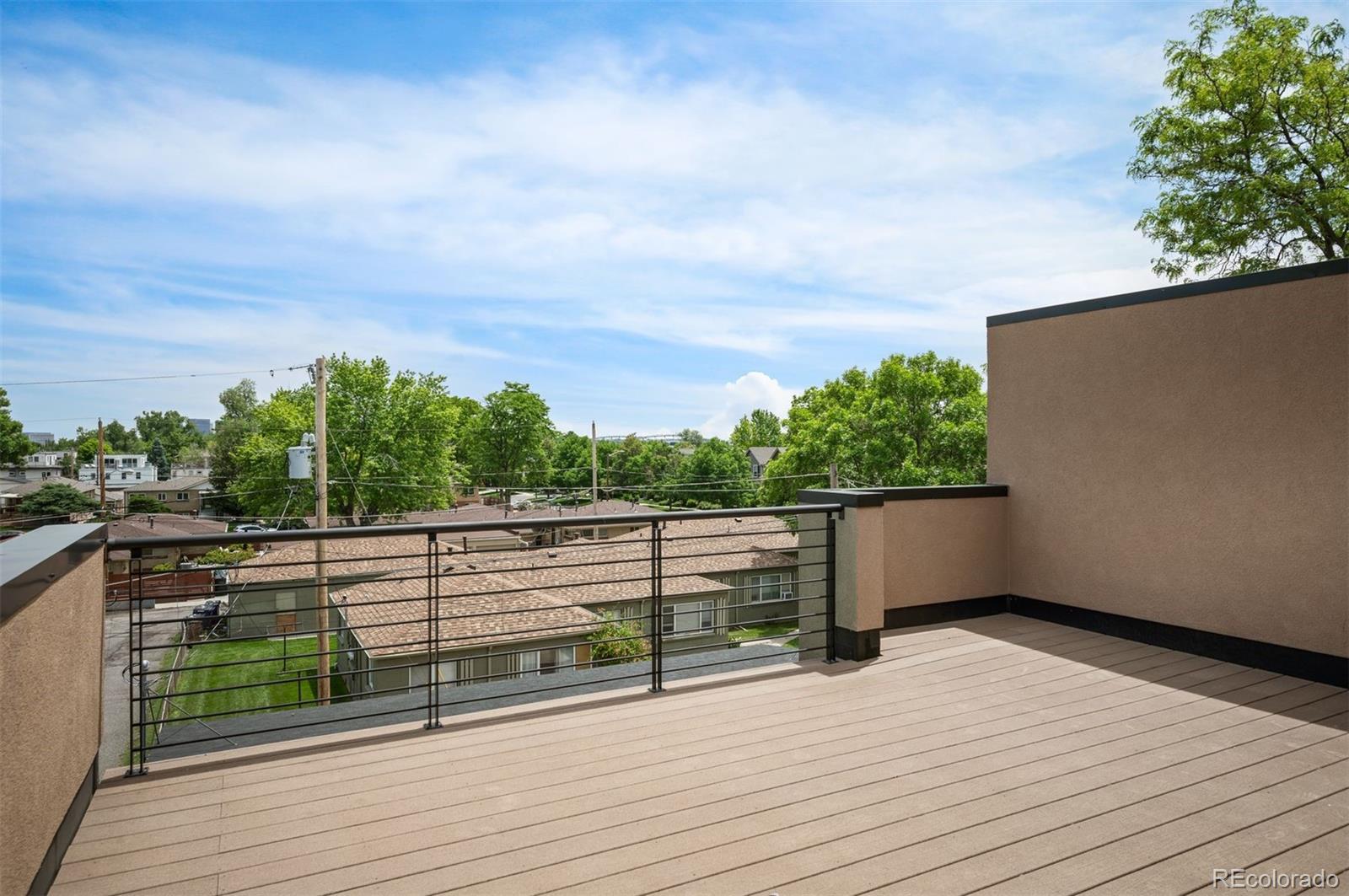 2114 Lowell Boulevard