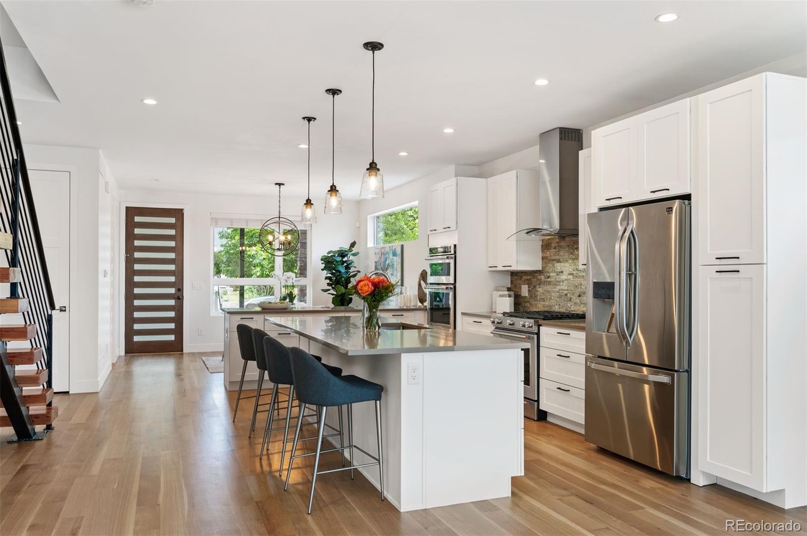 2114 Lowell Boulevard