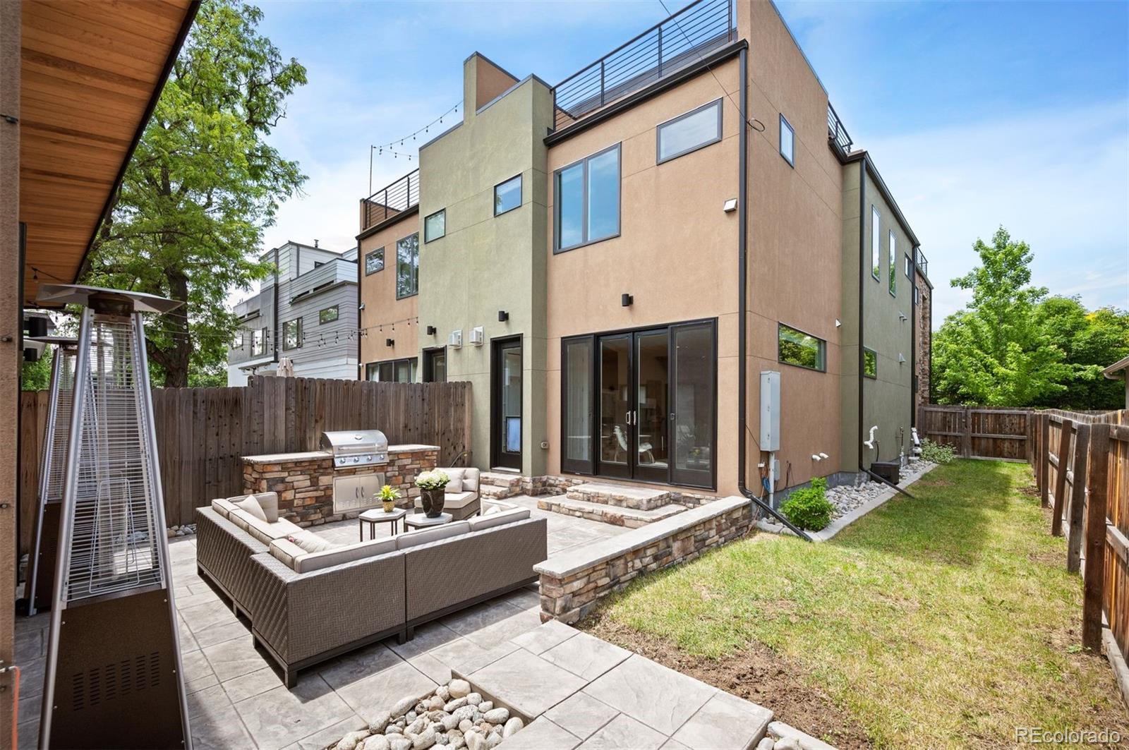 2114 Lowell Boulevard