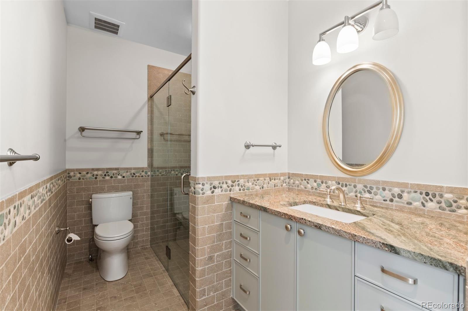 2450 E Alameda Avenue Unit: 4