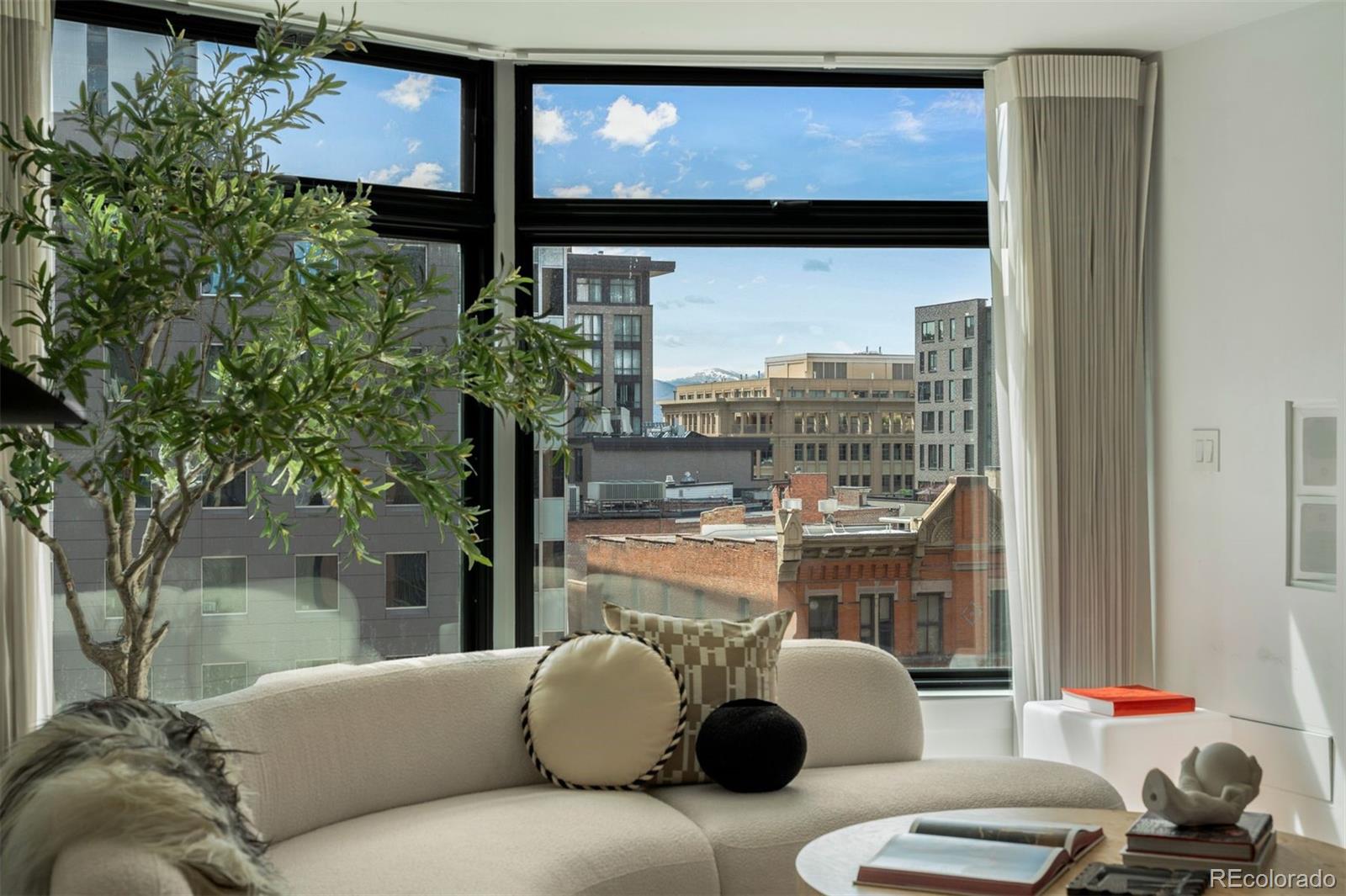 1777 Larimer Street Unit: 710