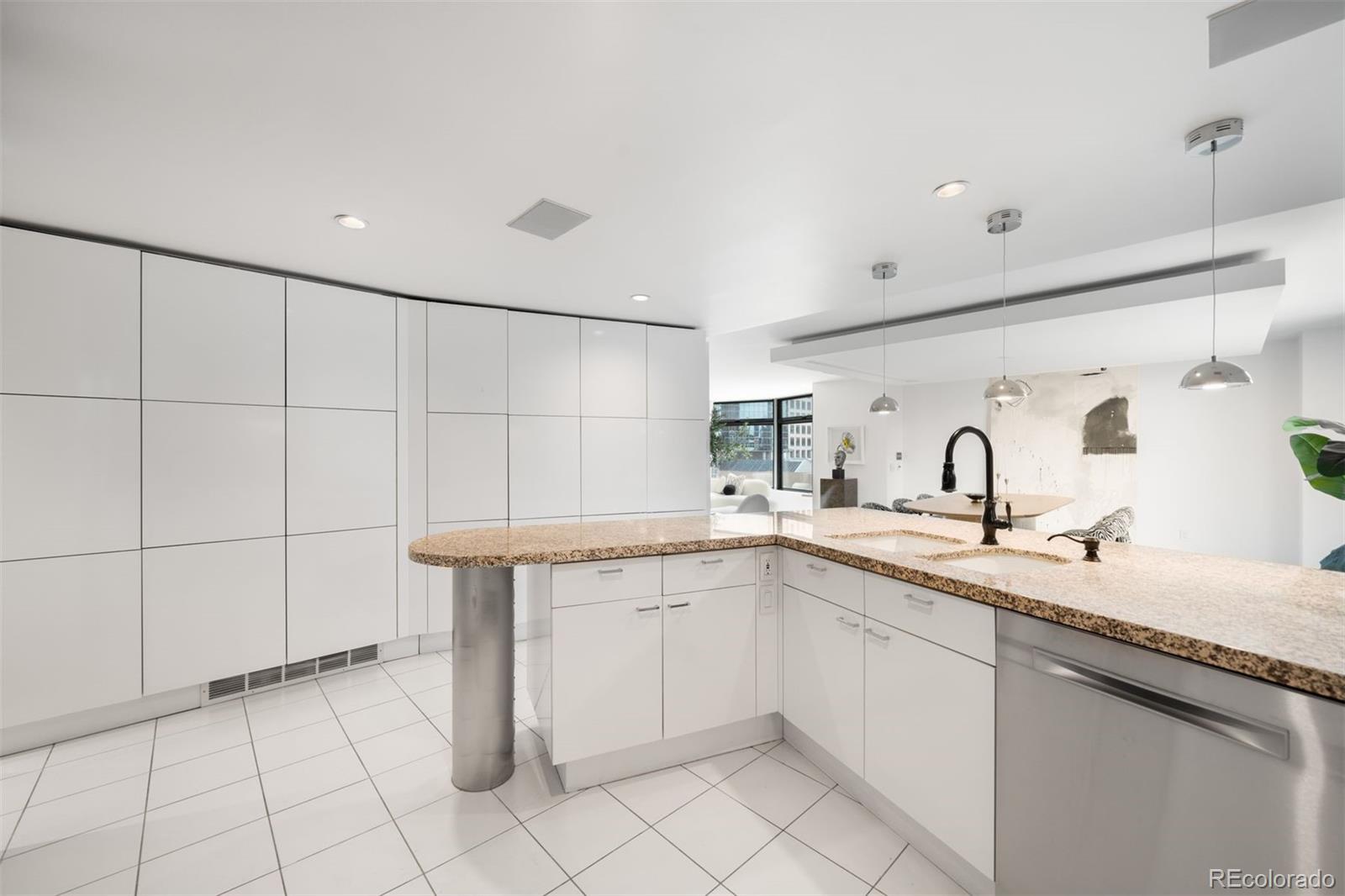 1777 Larimer Street Unit: 710