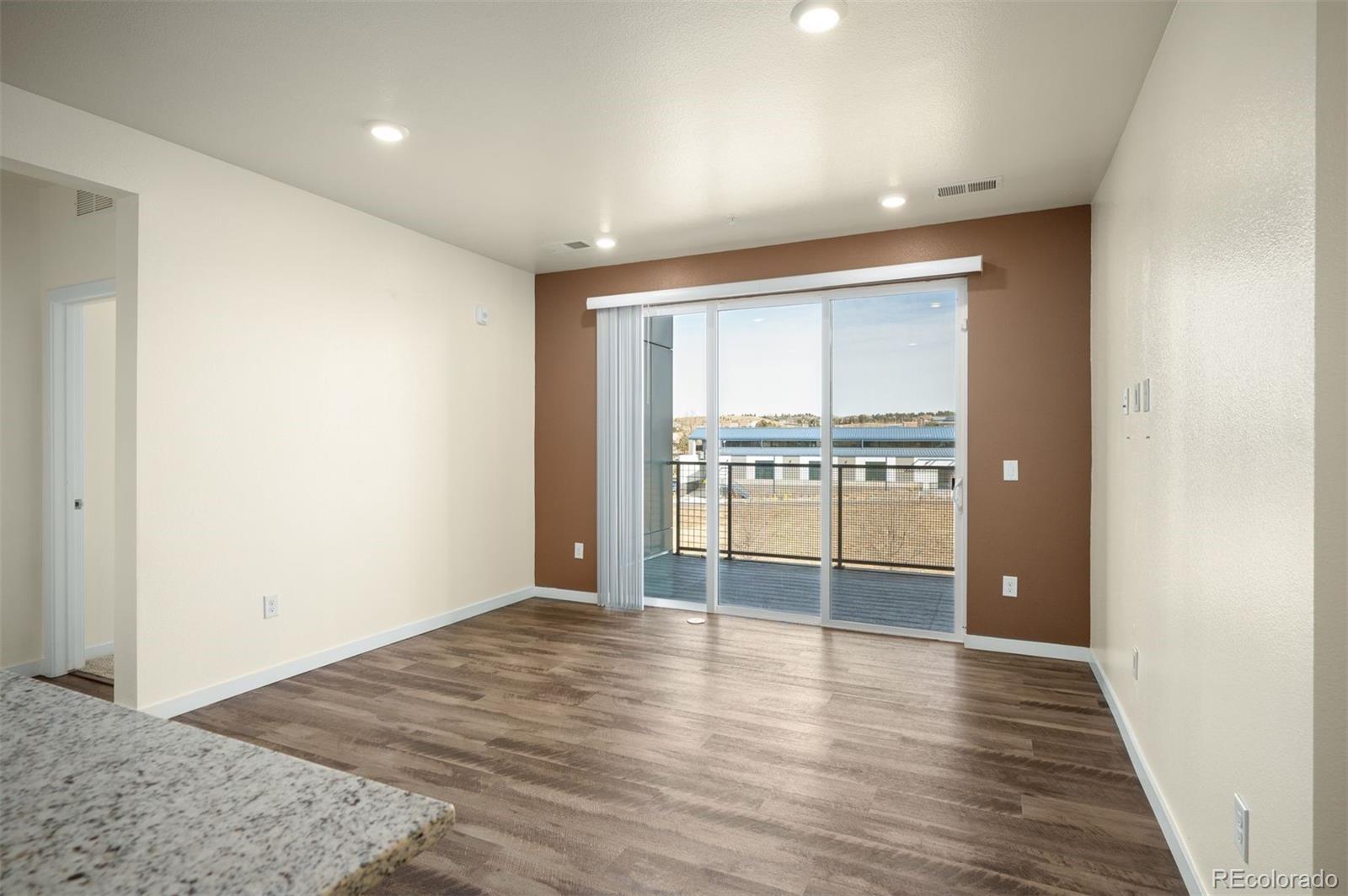 9283 Twenty Mile Road Unit: 306