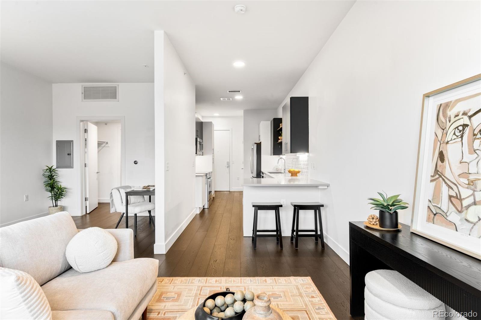 2525 Arapahoe Street Unit: RD310