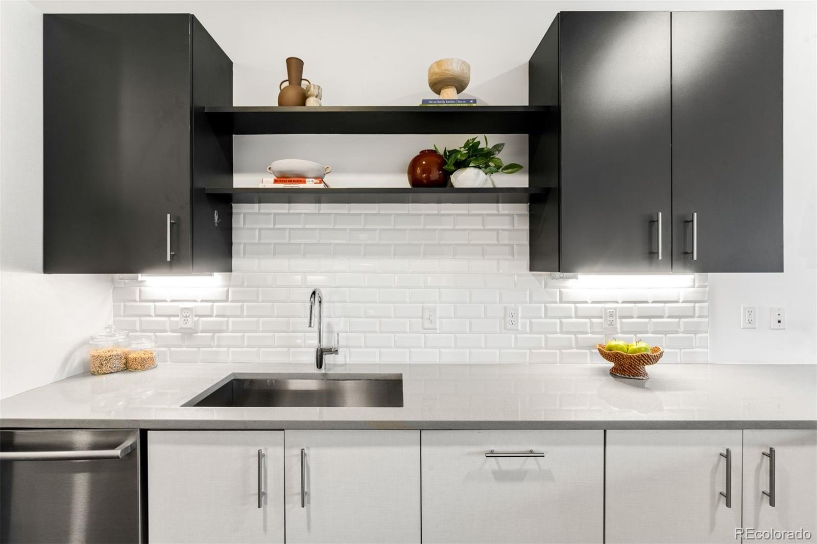2525 Arapahoe Street Unit: RD310