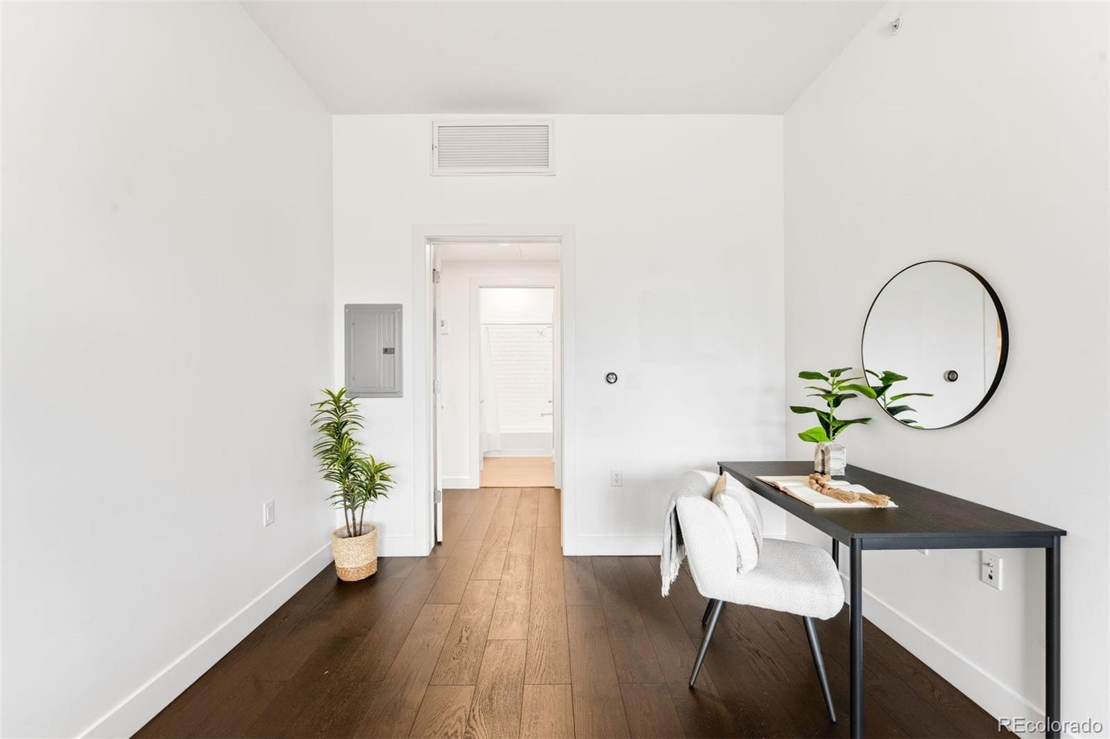 2525 Arapahoe Street Unit: RD310