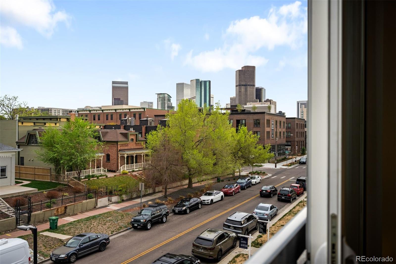 2525 Arapahoe Street Unit: RD310