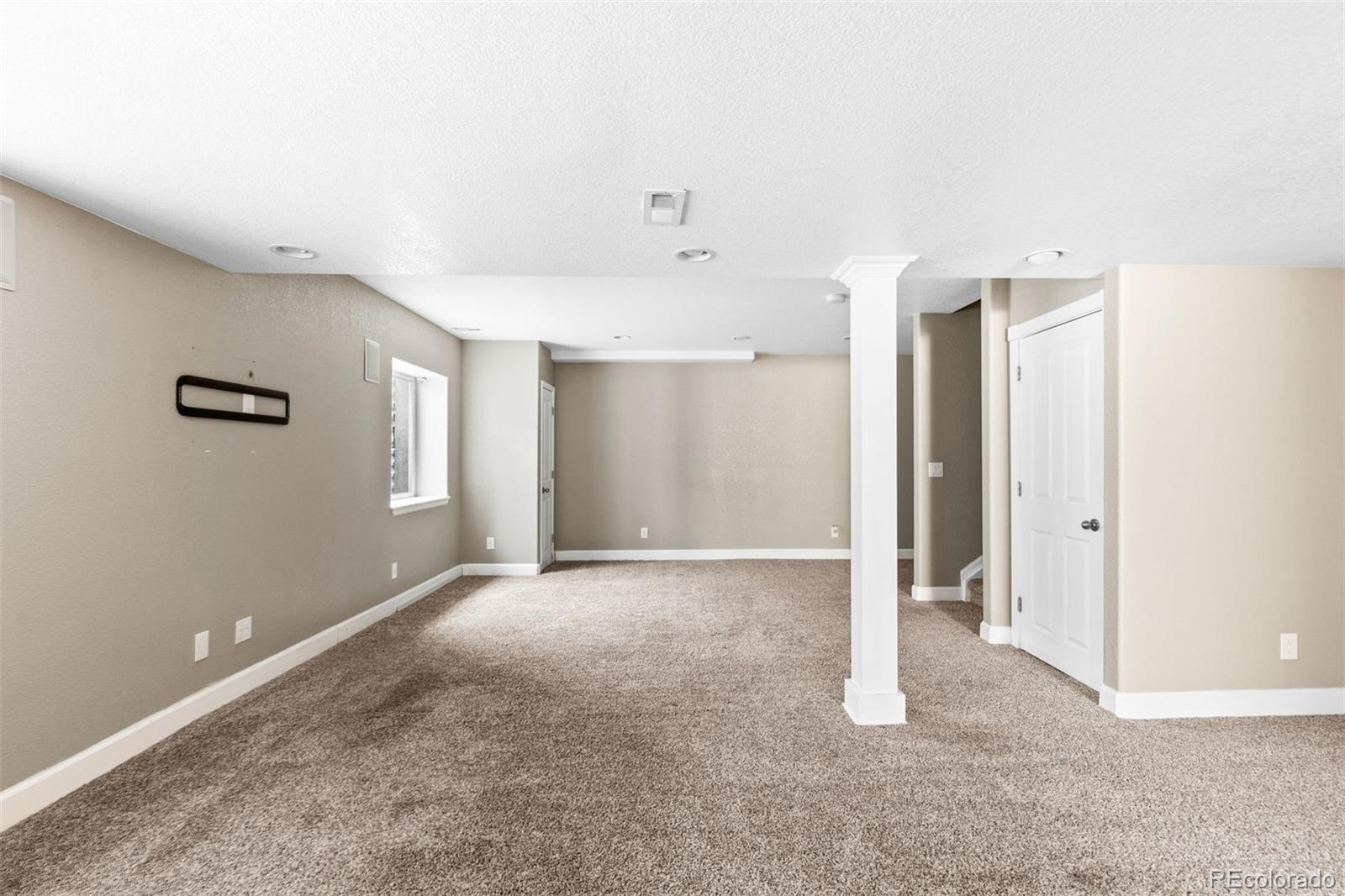 1669 S De Gaulle Way
