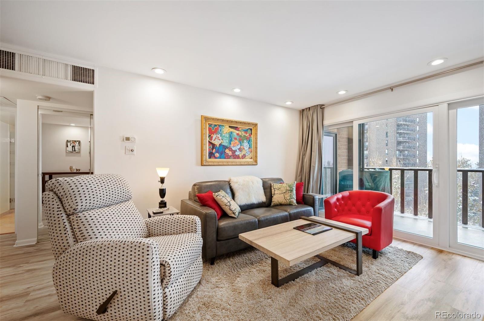 400 S Lafayette Street Unit: 806