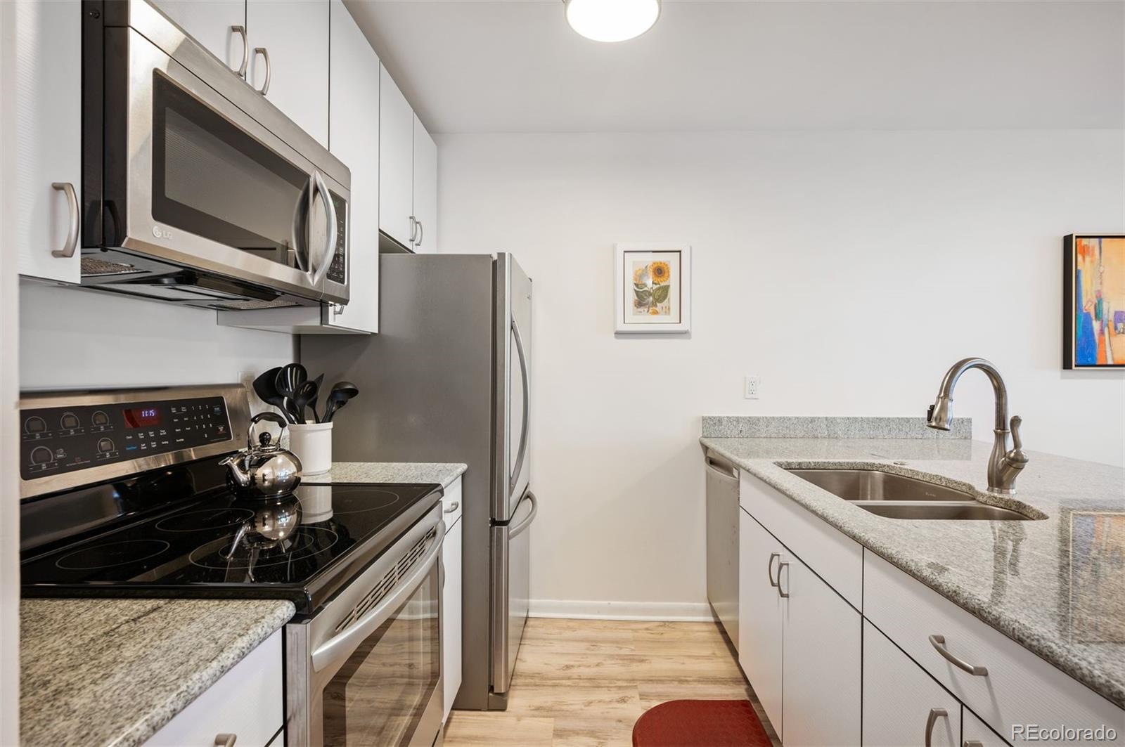 400 S Lafayette Street Unit: 806
