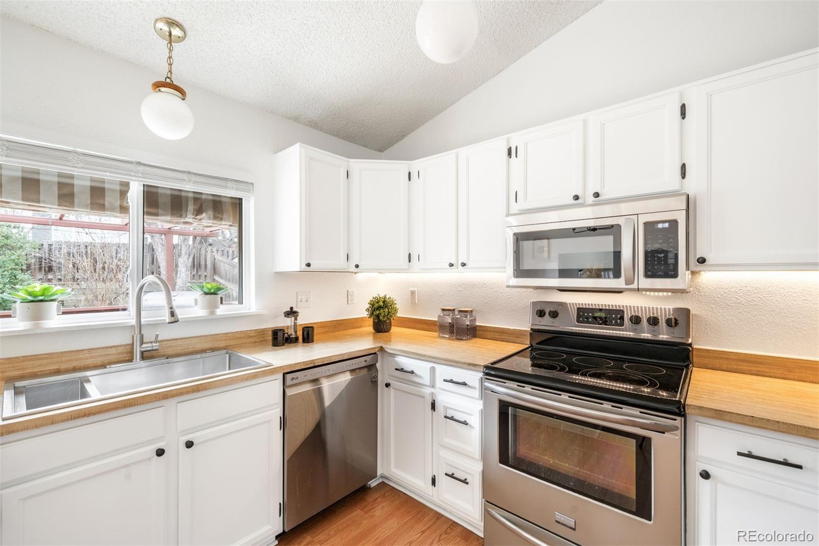 13352 W 65th Place