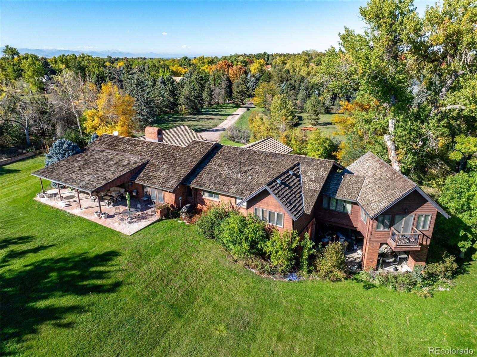 2600 E Willamette Lane