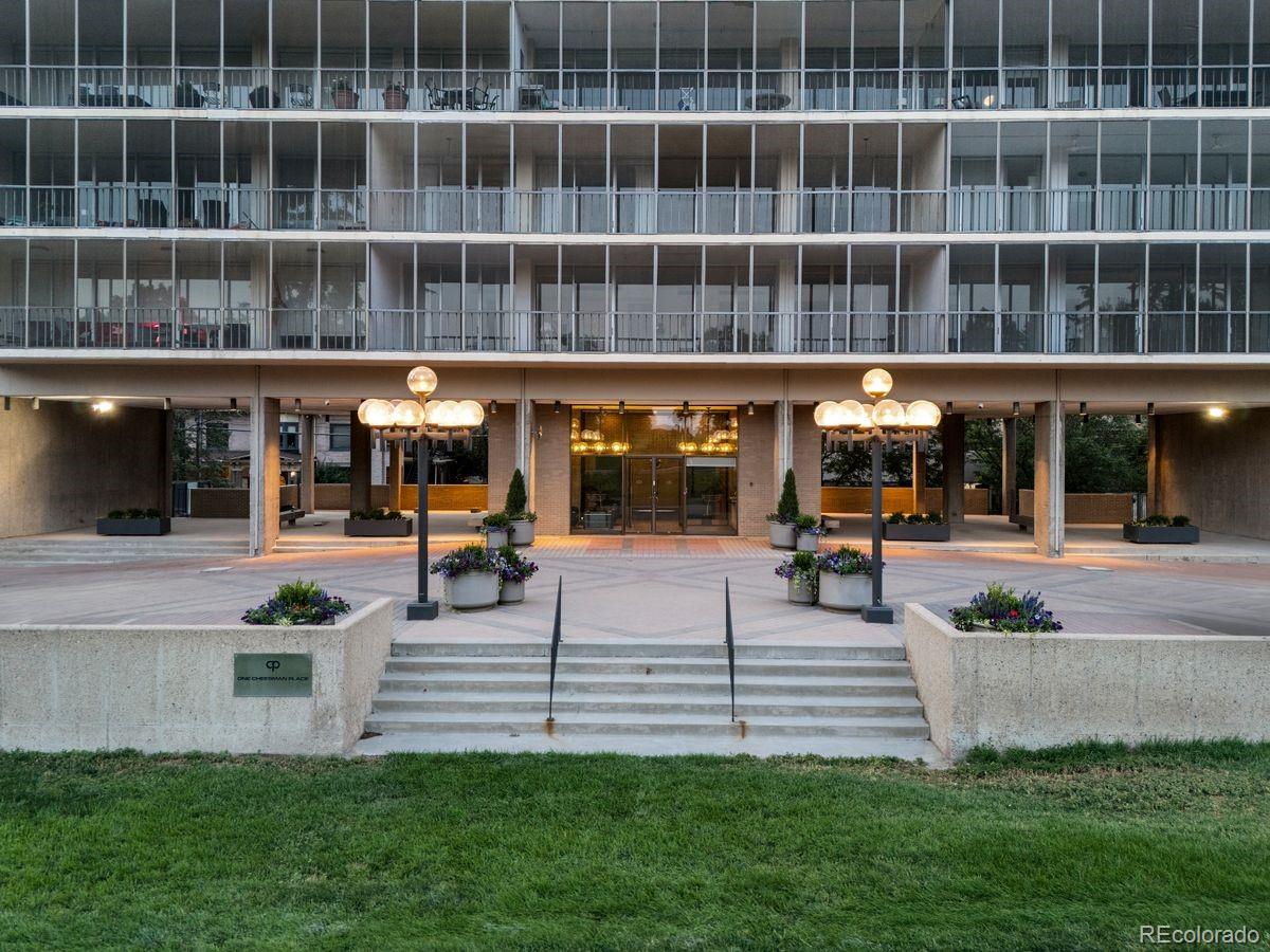 1201 N Williams Street Unit: 17A